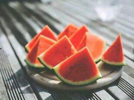 热门今日吃瓜,娱乐圈最新“吃瓜”大事件盘点